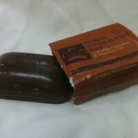 IVORIAN COCOA BUTTER BAR SOAP with milk chocolate & hazelnut oil